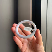 白底淡紫天然翡翠圆条手镯 | White & Lavender Jadeite Round Bangle