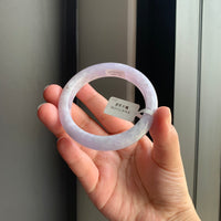 紫罗兰天然翡翠正圈手镯 | Lavender Jadeite Bangle