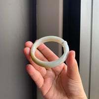 绿底飘黄天然翡翠手镯 | Green Base with Floating Yellow Jadeite Bangle