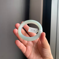 清雅白底飘绿翡翠正圈手镯 | Soft White & Green Jadeite Bangle