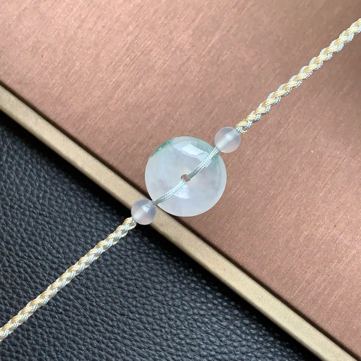 飘花平安扣手绳 | Jadeite Floating Green Donut Cord Bracelet