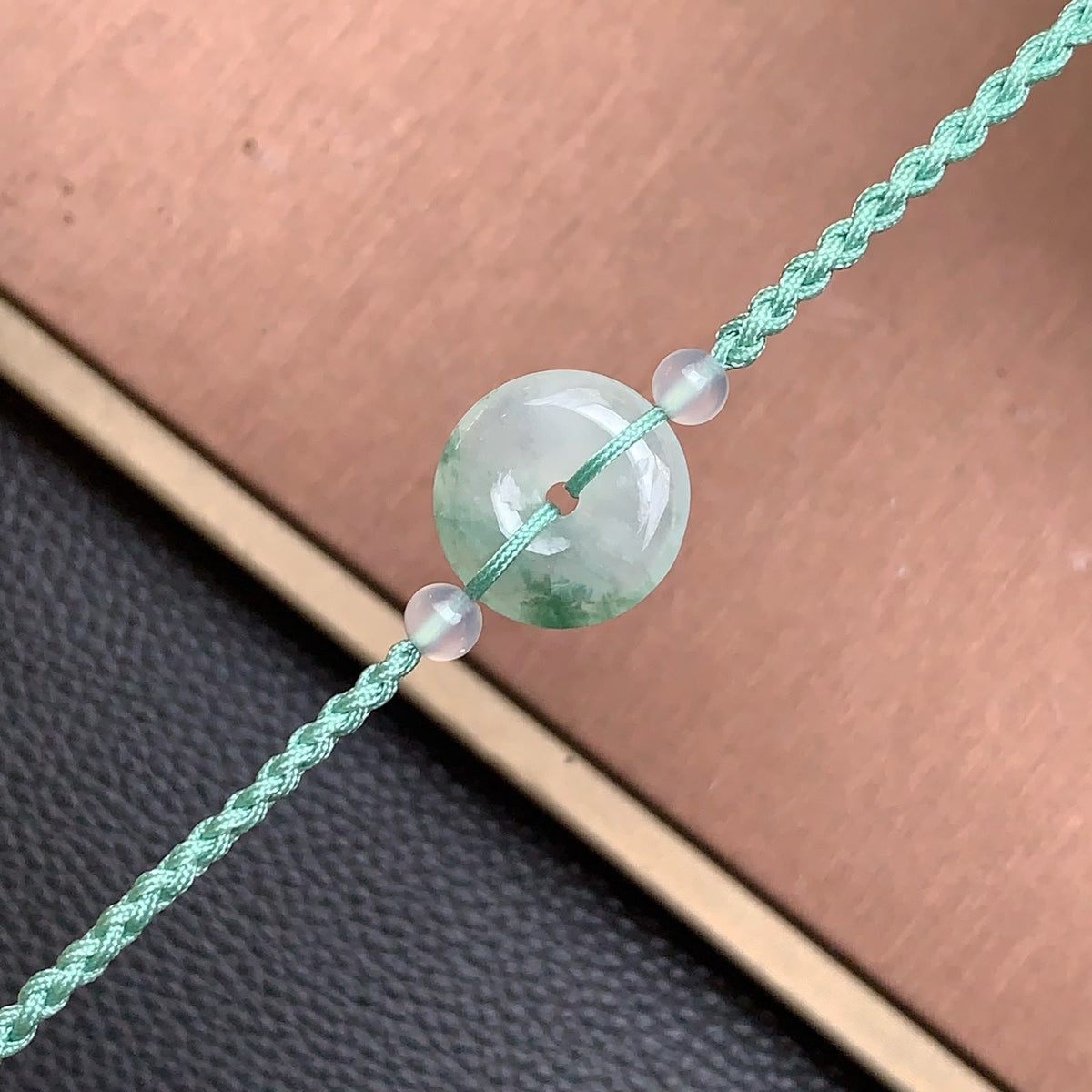 飘花平安扣手绳 | Jadeite Floating Green Donut Cord Bracelet