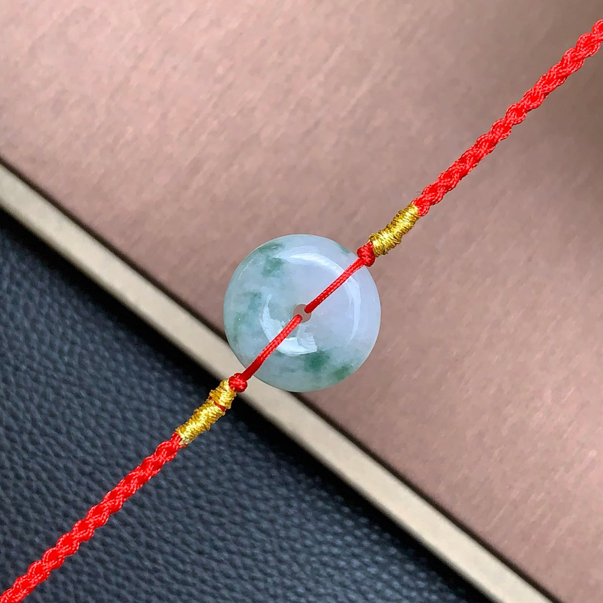飘花平安扣手绳 | Jadeite Floating Green Donut Cord Bracelet