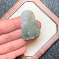飘花翡翠观音吊坠 | Jadeite Guanyin Pendant with Floating Green