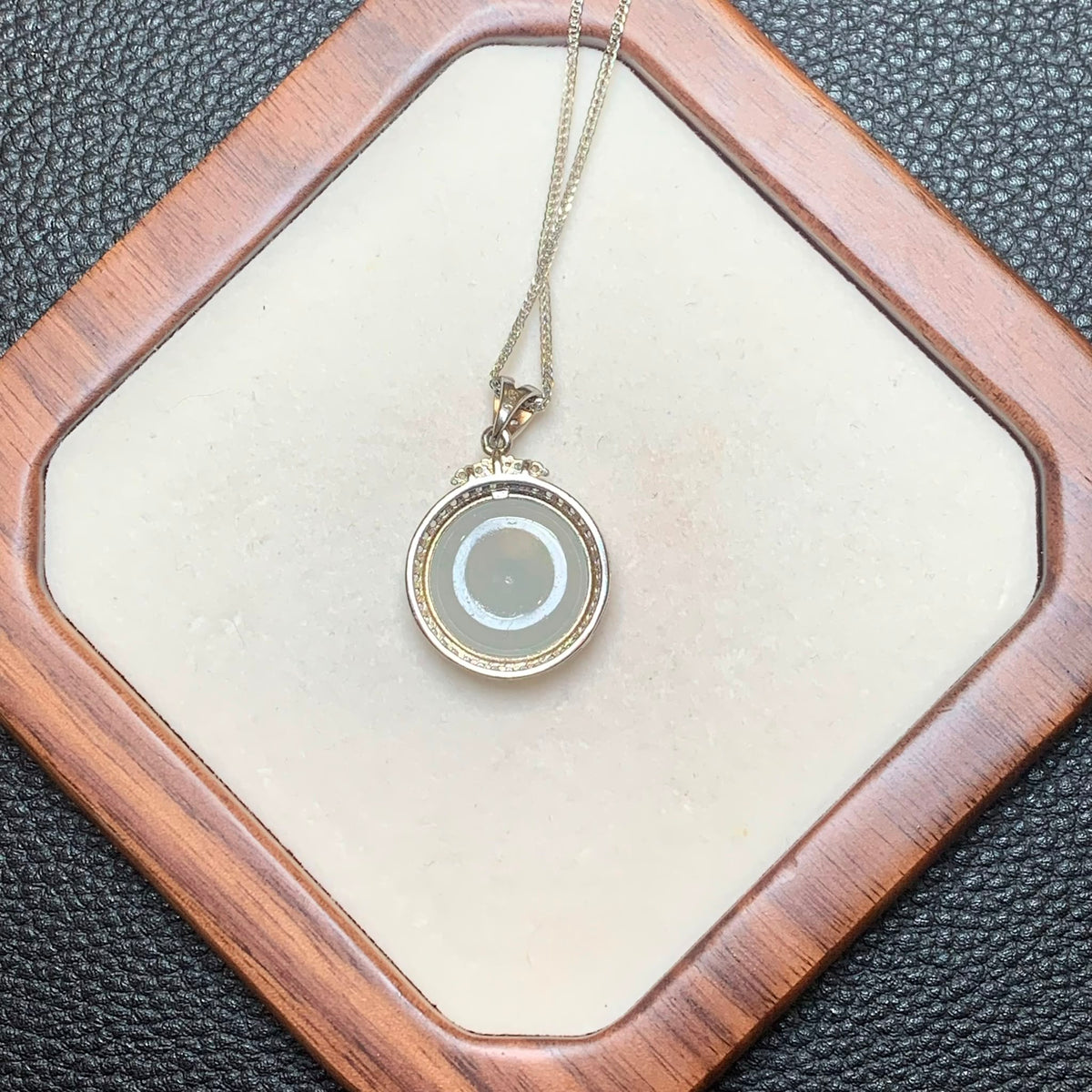 白冰平安扣翡翠吊坠 | Icy White Jadeite Donut Pendant