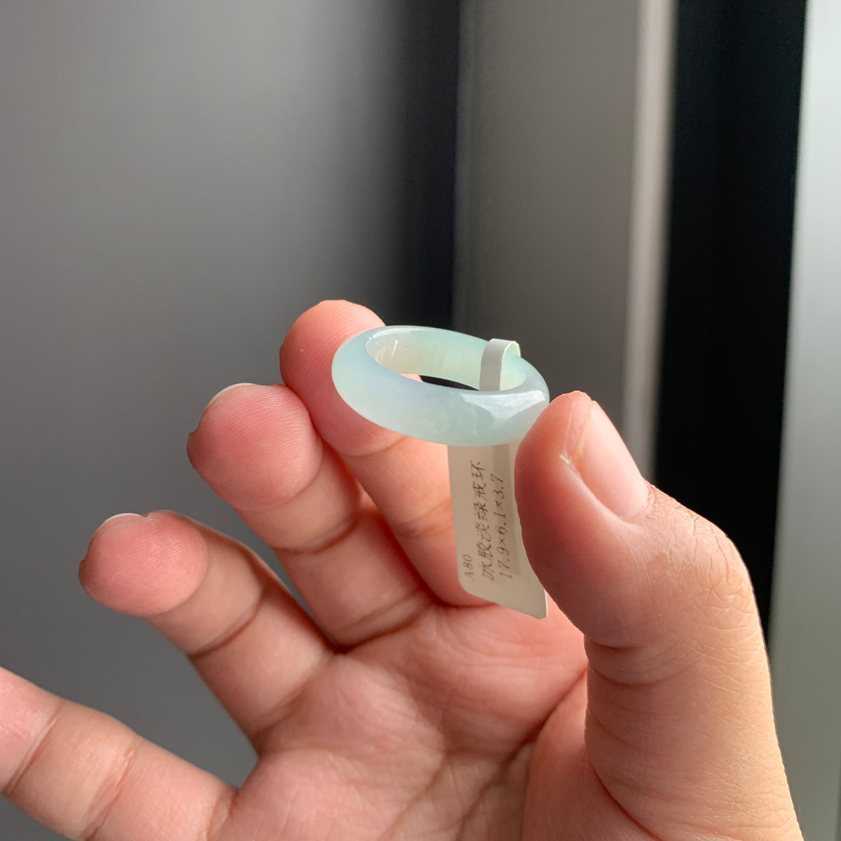冰胶淡绿翡翠戒指 | Icy Light Green Jadeite Ring