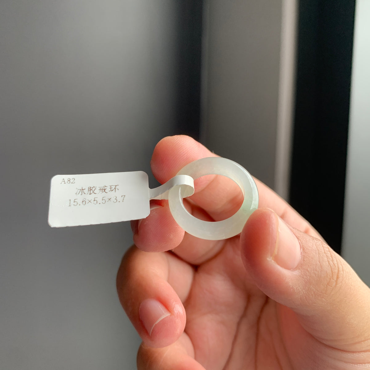 冰胶天然翡翠戒指 | Icy White Jadeite Ring
