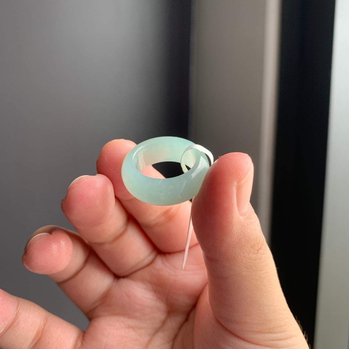 冰胶淡绿天然翡翠戒指 | Icy Light Green Jadeite Ring