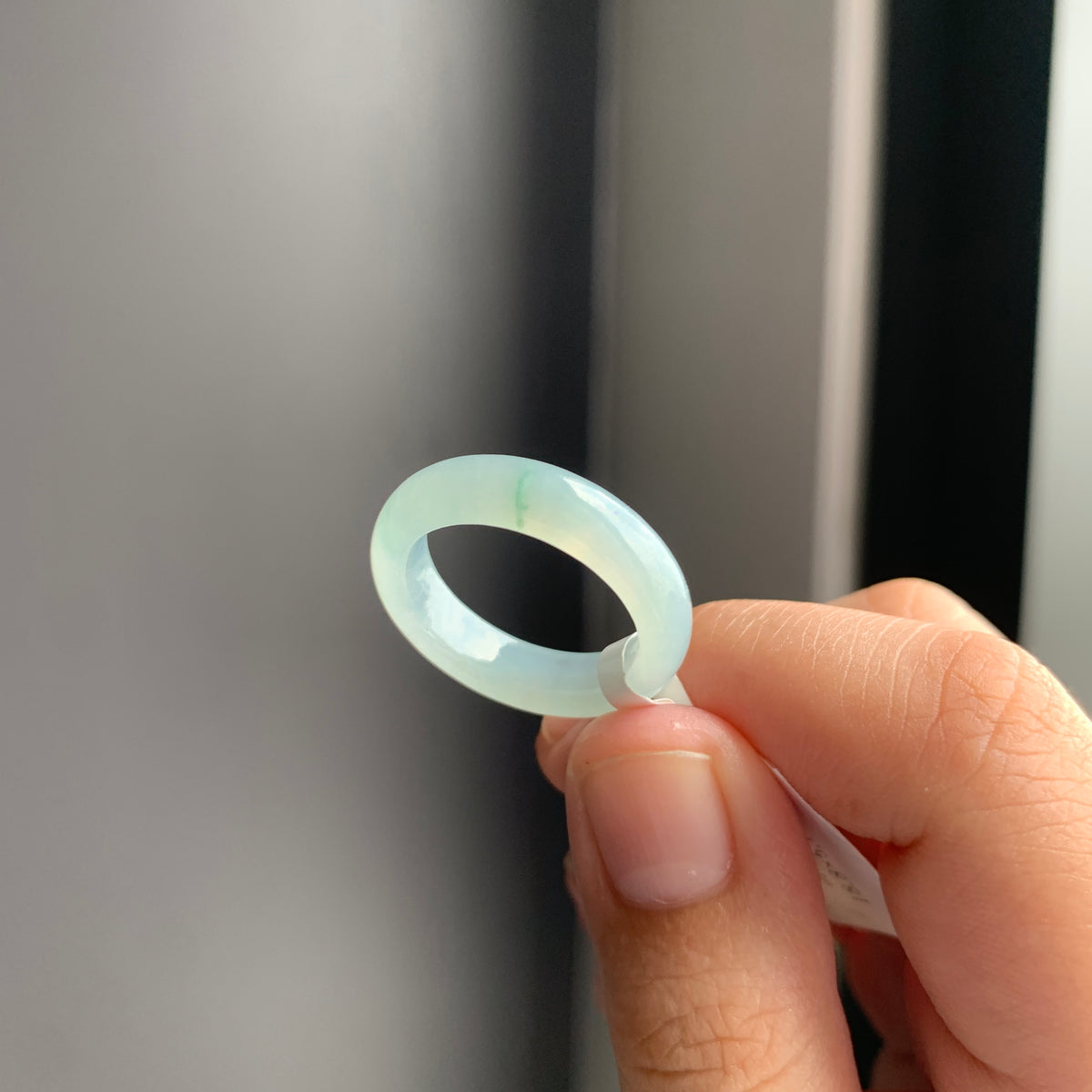 冰绿翡翠戒指 | Icy Green Jadeite Ring