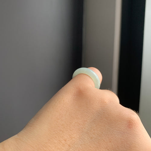 冰绿翡翠戒指 | Icy Green Jadeite Ring