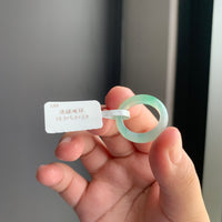 冰绿翡翠戒指 | Icy Green Jadeite Ring