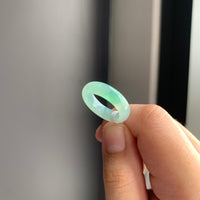 冰绿翡翠戒指 | Icy Green Jadeite Ring