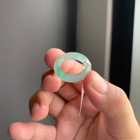 冰绿翡翠戒指 | Icy Green Jadeite Ring