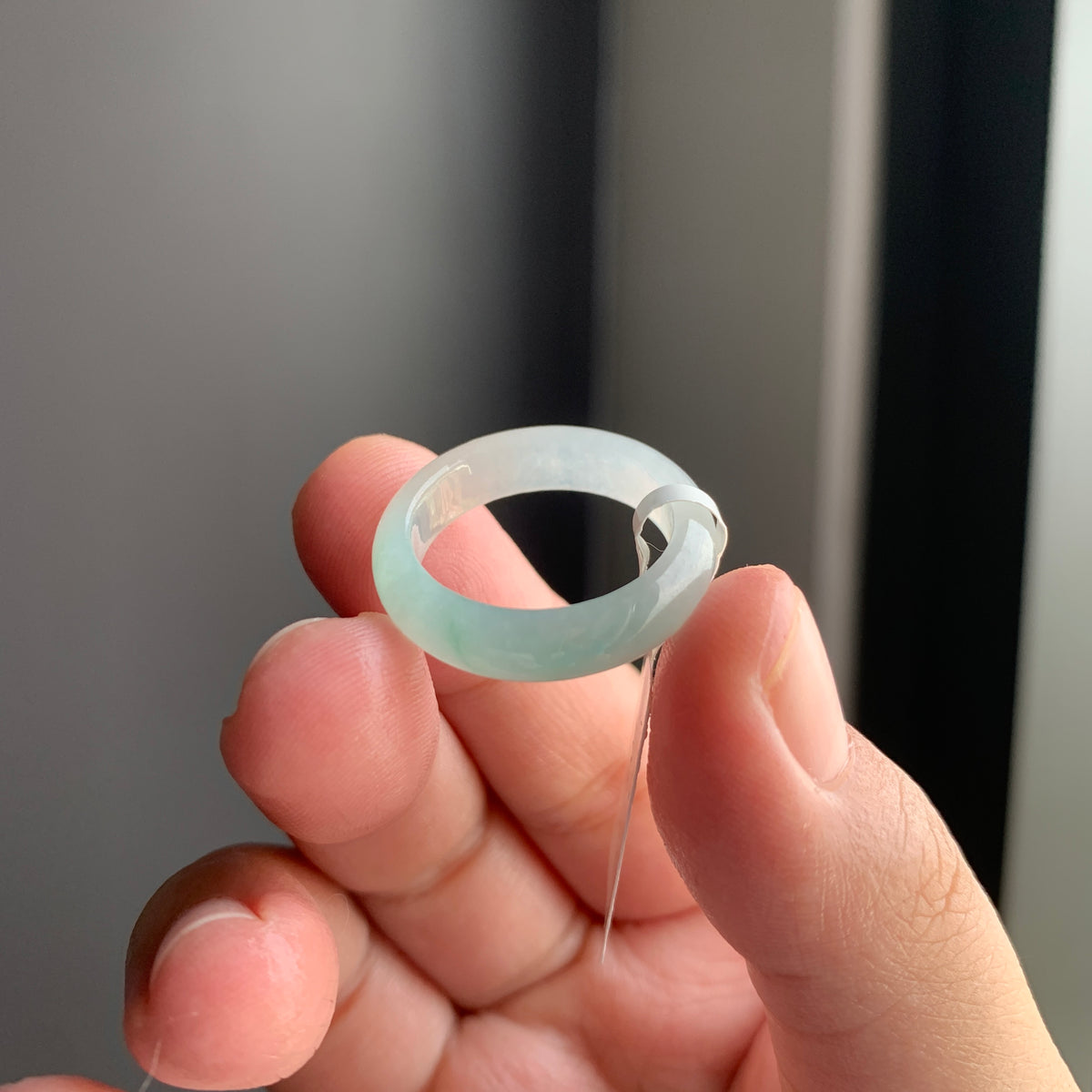 冰绿翡翠戒指 | Icy Green Jadeite Ring