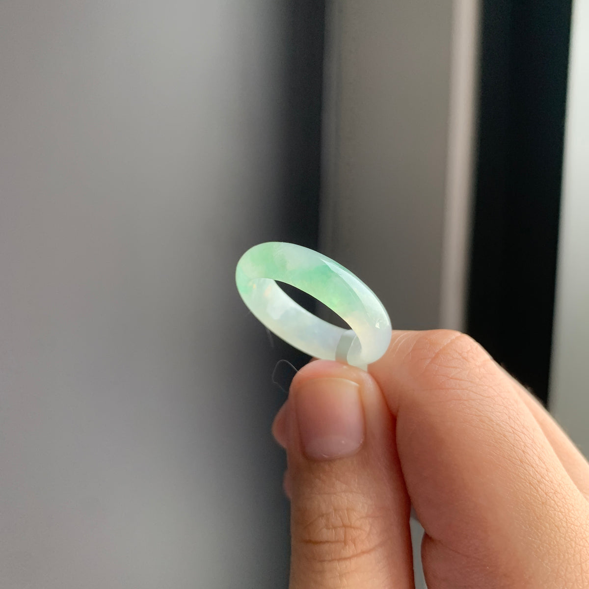 白冰飘绿翡翠戒指 | Icy White Jadeite Ring with Green