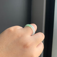 白冰飘绿翡翠戒指 | Icy White Jadeite Ring with Green