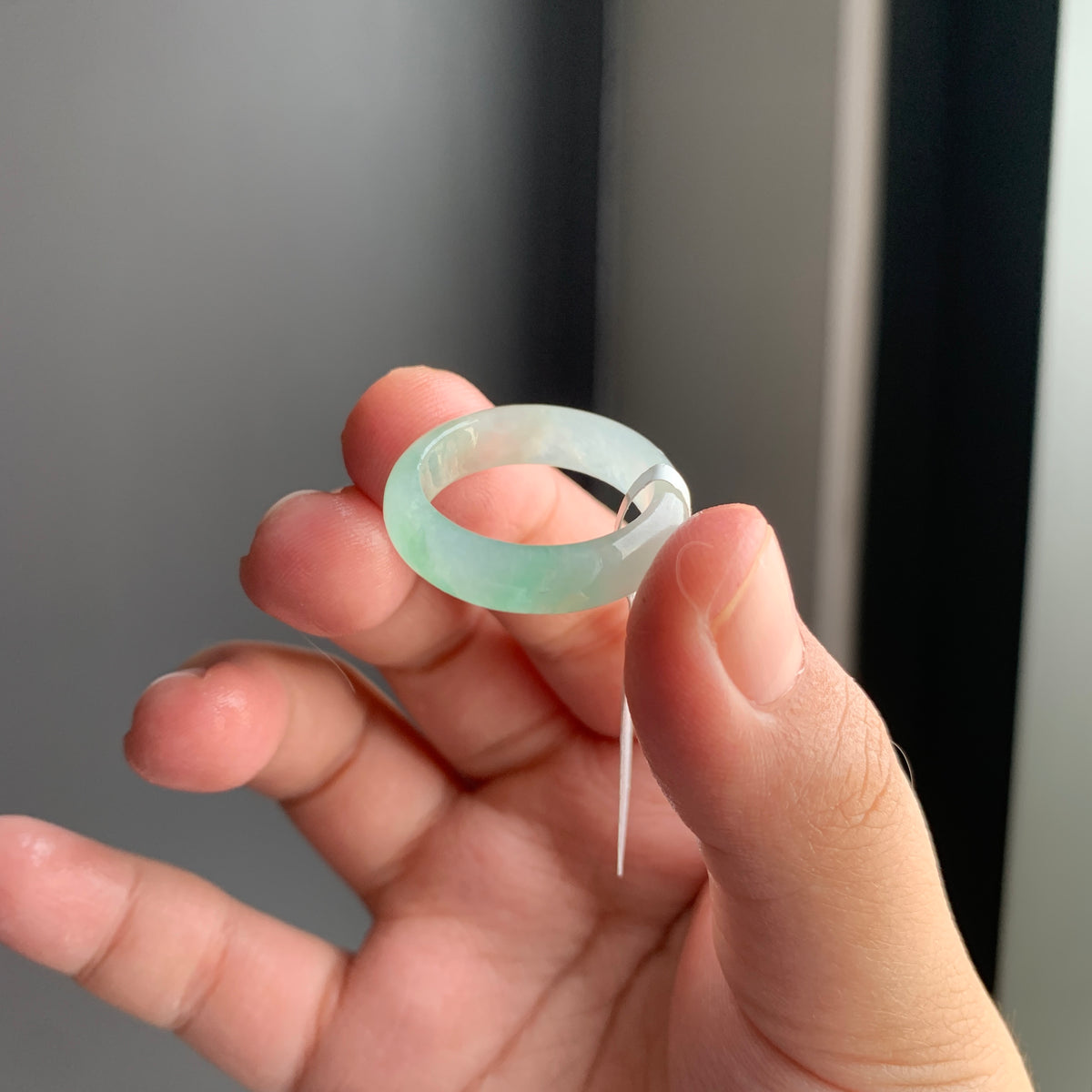 白冰飘绿翡翠戒指 | Icy White Jadeite Ring with Green