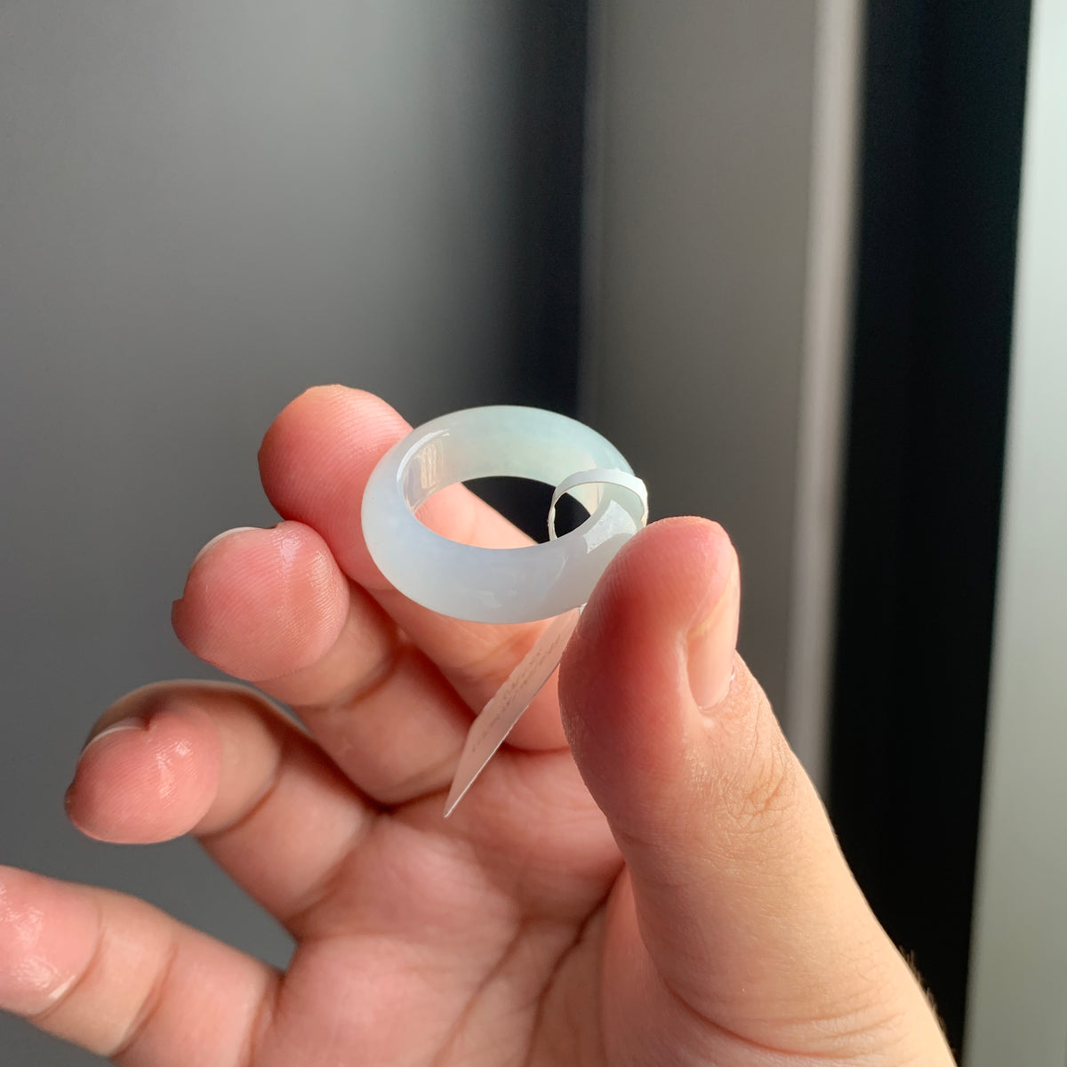 冰绿翡翠戒指 | Icy Green Jadeite Ring