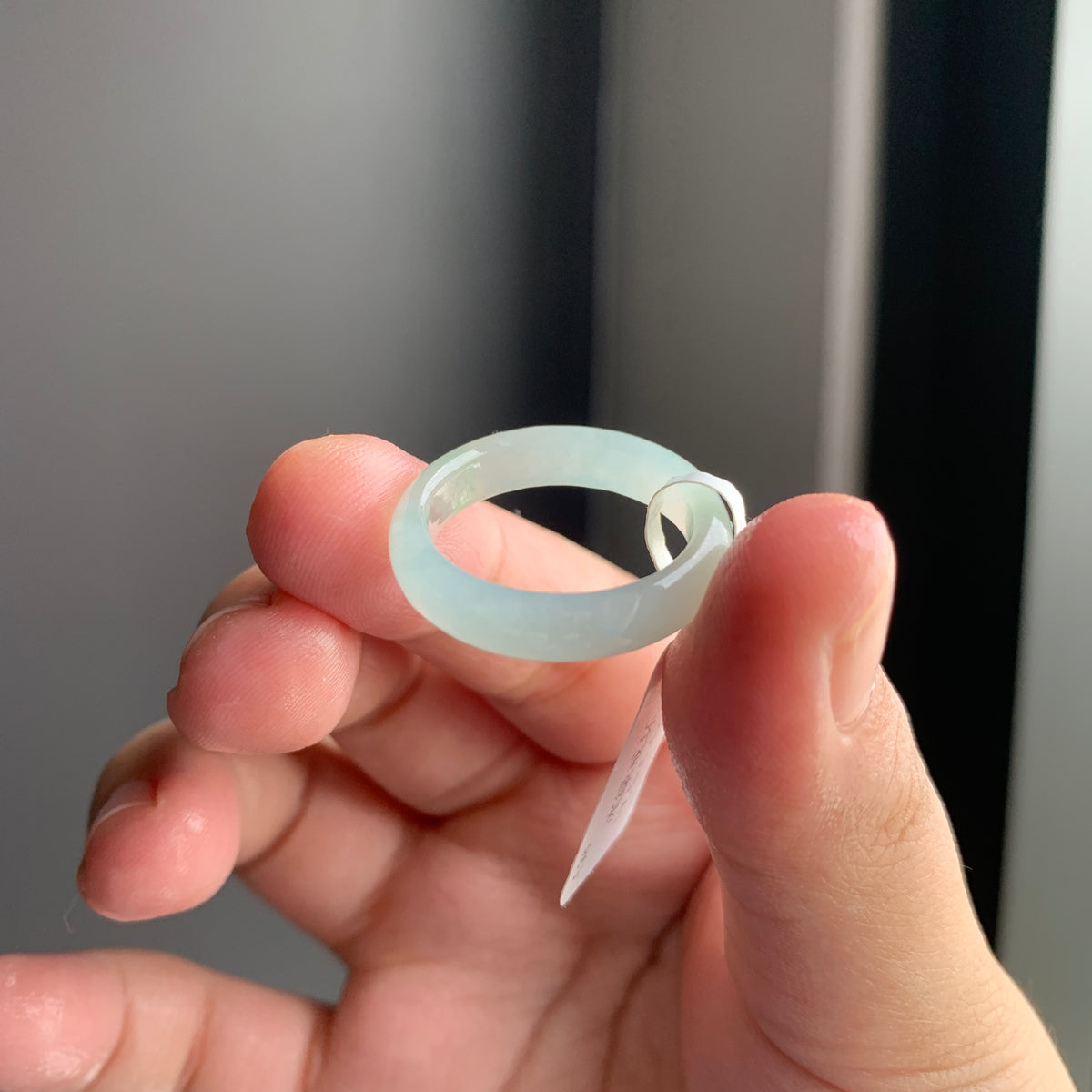 冰绿翡翠戒指 | Icy Green Jadeite Ring