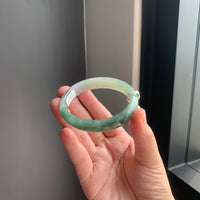 半山半水天然翡翠贵妃手镯