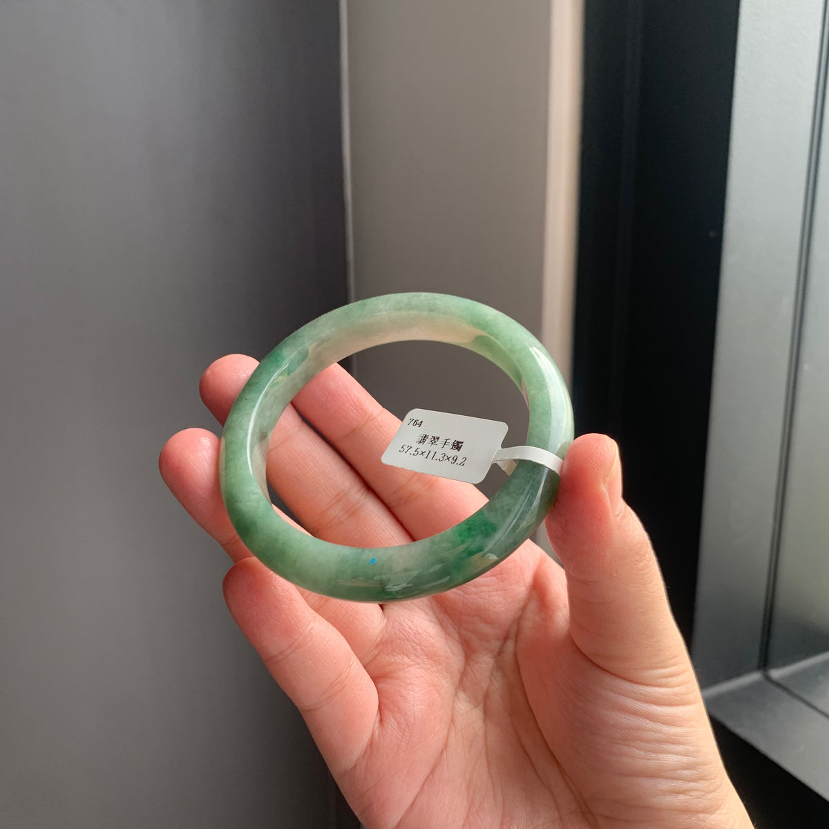 满色油青天然翡翠正圈手镯