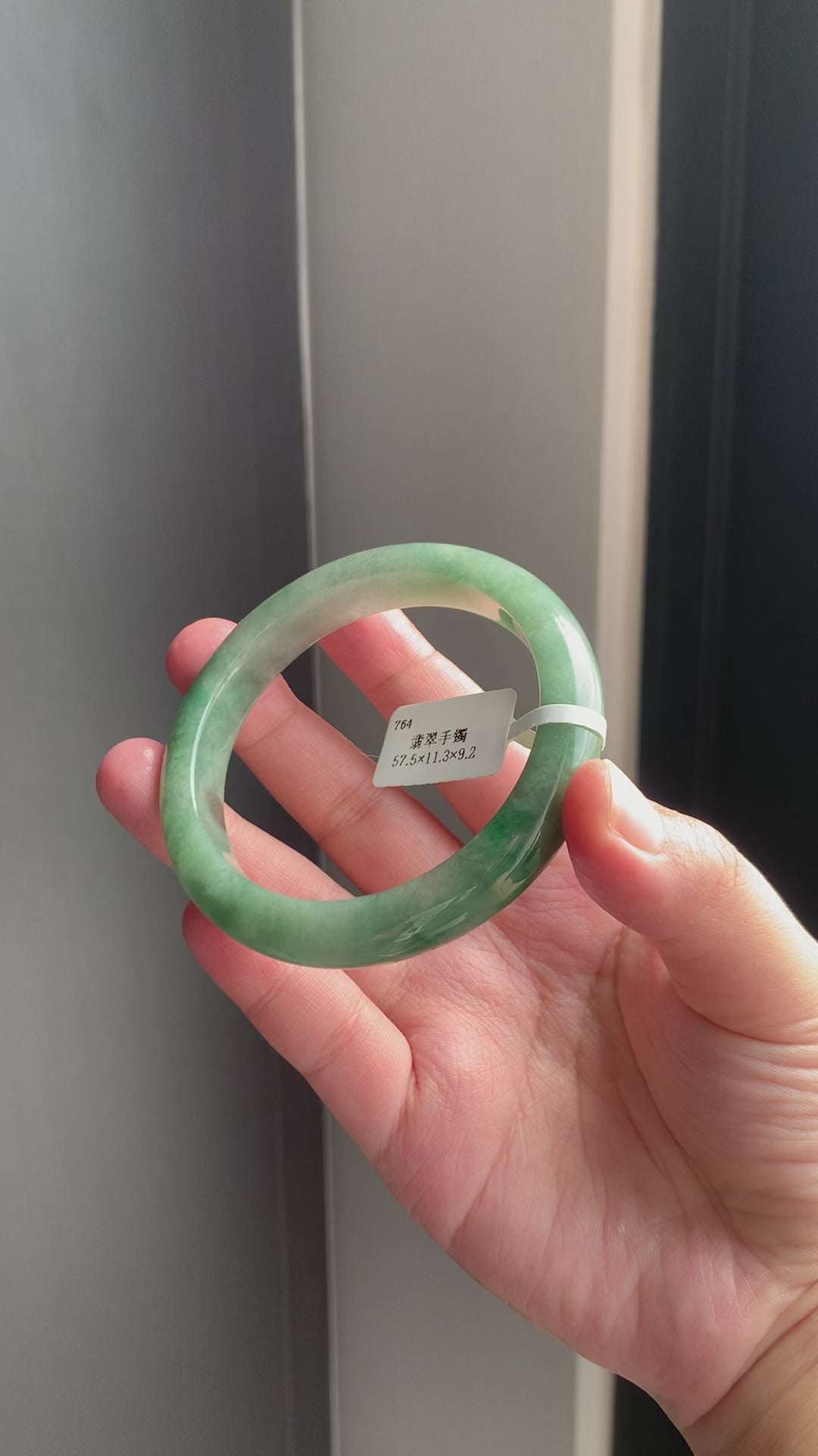 满色油青天然翡翠正圈手镯